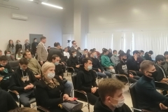 studenty-i-prepodavateli-bashgau-stali-aktivnymi-uchastnikami-rossijskogo-energeticheskogo-foruma-4