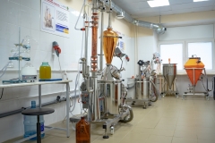 v-bashgau-otkrylas-laboratoriya-proizvodstva-i-analiza-kachestva-vody-i-napitkov-iz-rastitelnogo-syrya3